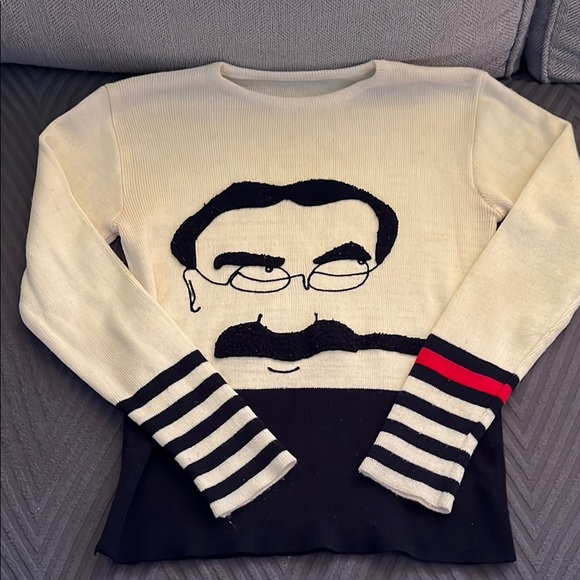 Rare 70’s Groucho Marx Vintage sweater. No tag. Looks like a size small.